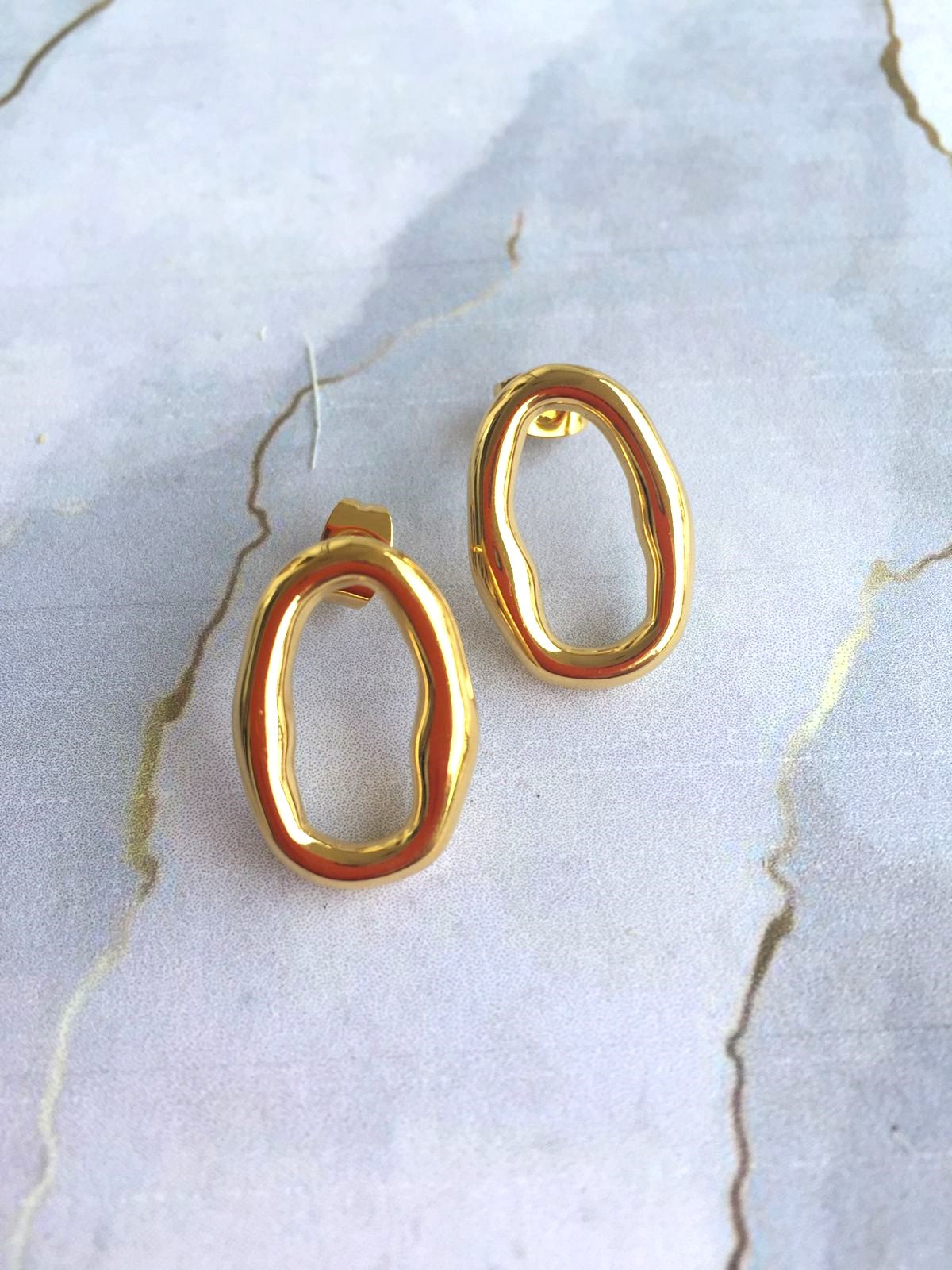 Aretes Ovaloide